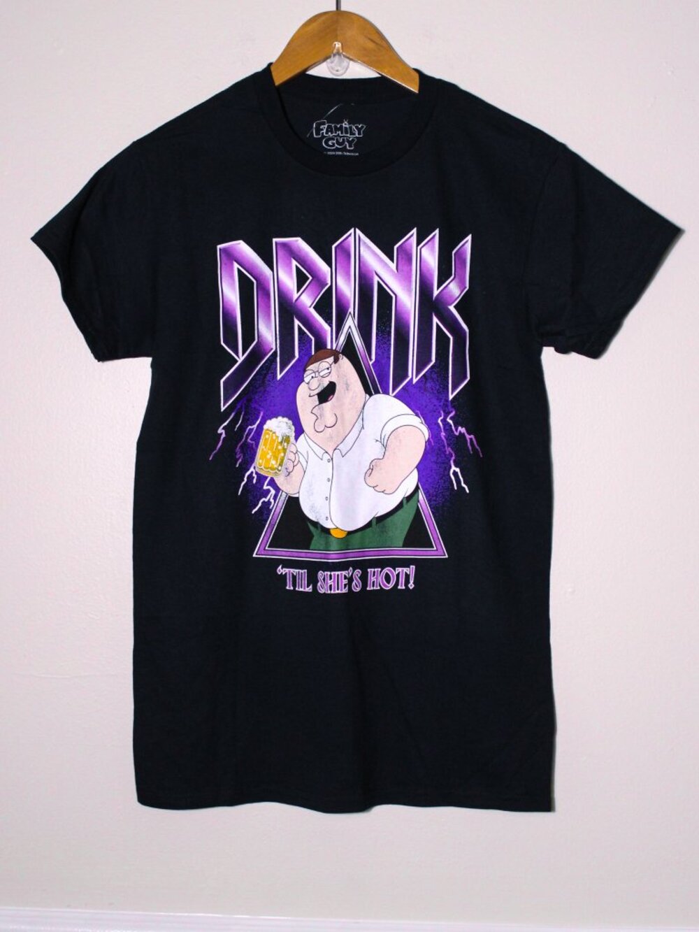 Family Guy Peter Griffin Drink Til She's Hot Graphic Tee Black Size S